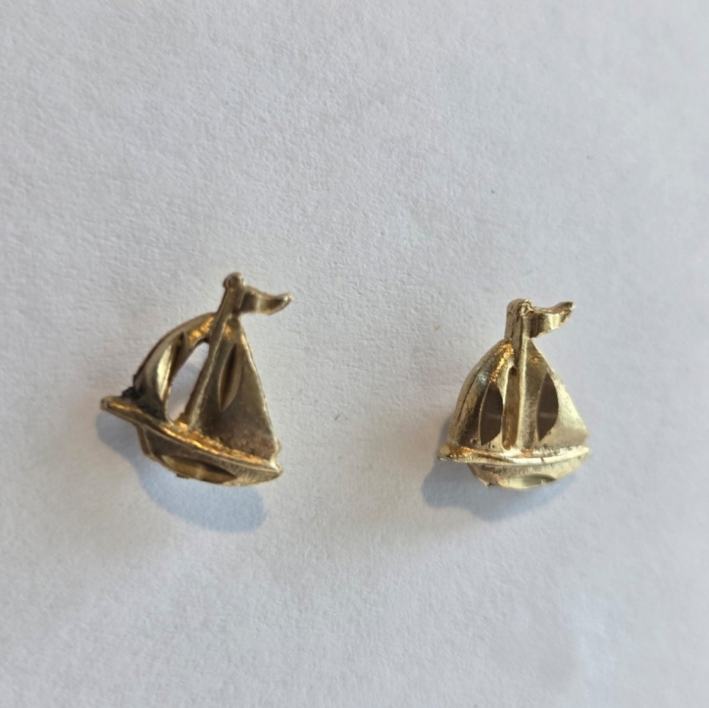 Sailboat Fashion Earring
